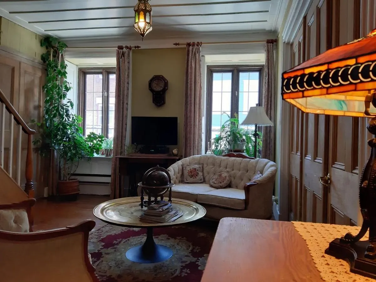 Bed & Breakfast Gite A L'Augustine Quebec City